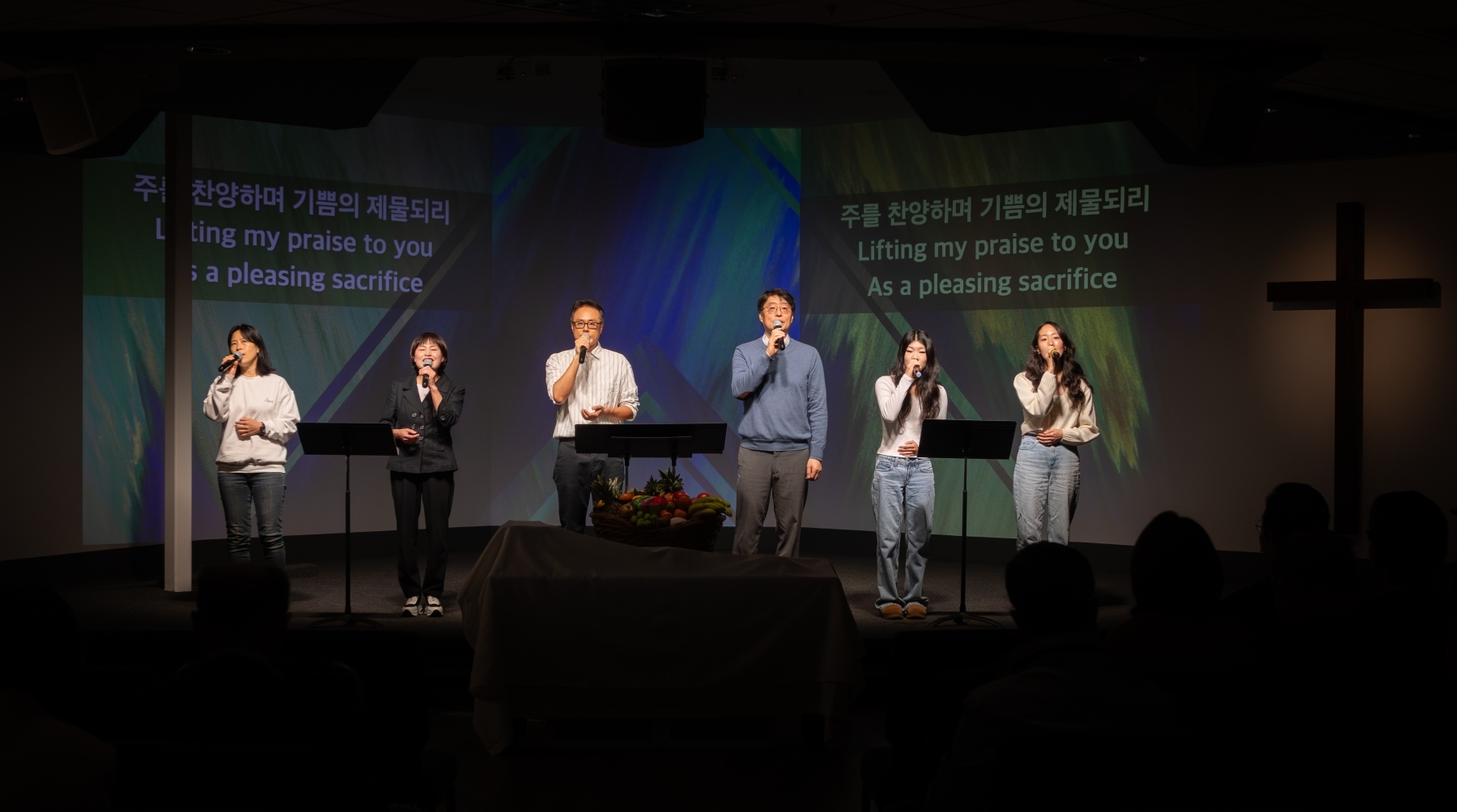 2025-11-16_TVPC_추수감사절-예배-09-2